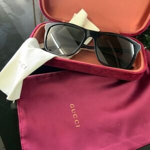 Gucci sunglasses